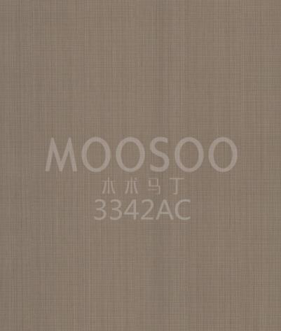 은색 줄무늬가 있는 엔지니어드 우드 베니어