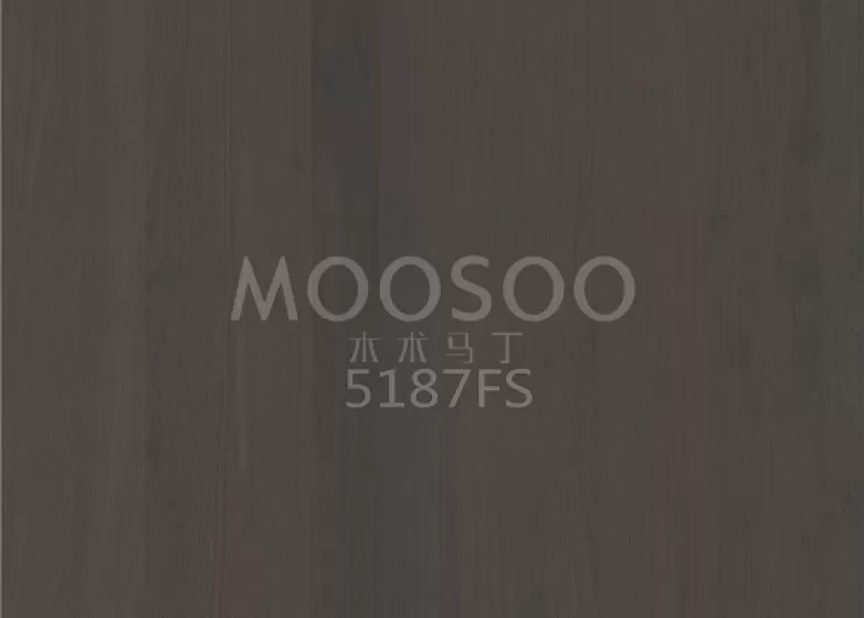 프리미엄 와이어 브러시드 화이트 엘름 패널이란 무엇인가요?